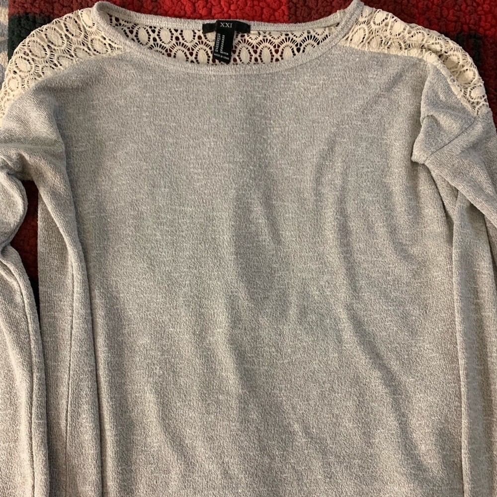 FOREVER 21: Long Sleeve Blouse